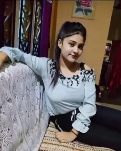 Call Girls Service in Himmatnagar